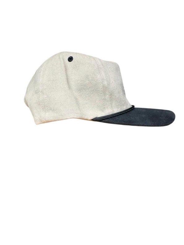 Comfort | Casual | Cream & Black